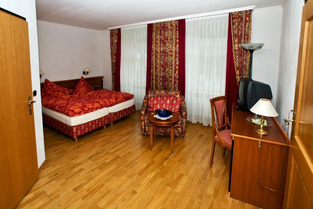 Moselland Hotel Im Enderttal Zum Onkel Willi Cochem Phòng bức ảnh