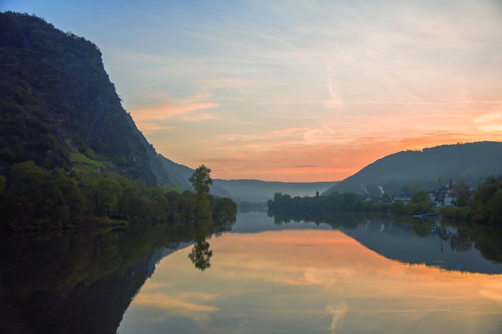 Moselland Hotel Im Enderttal Zum Onkel Willi Cochem Ngoại thất bức ảnh
