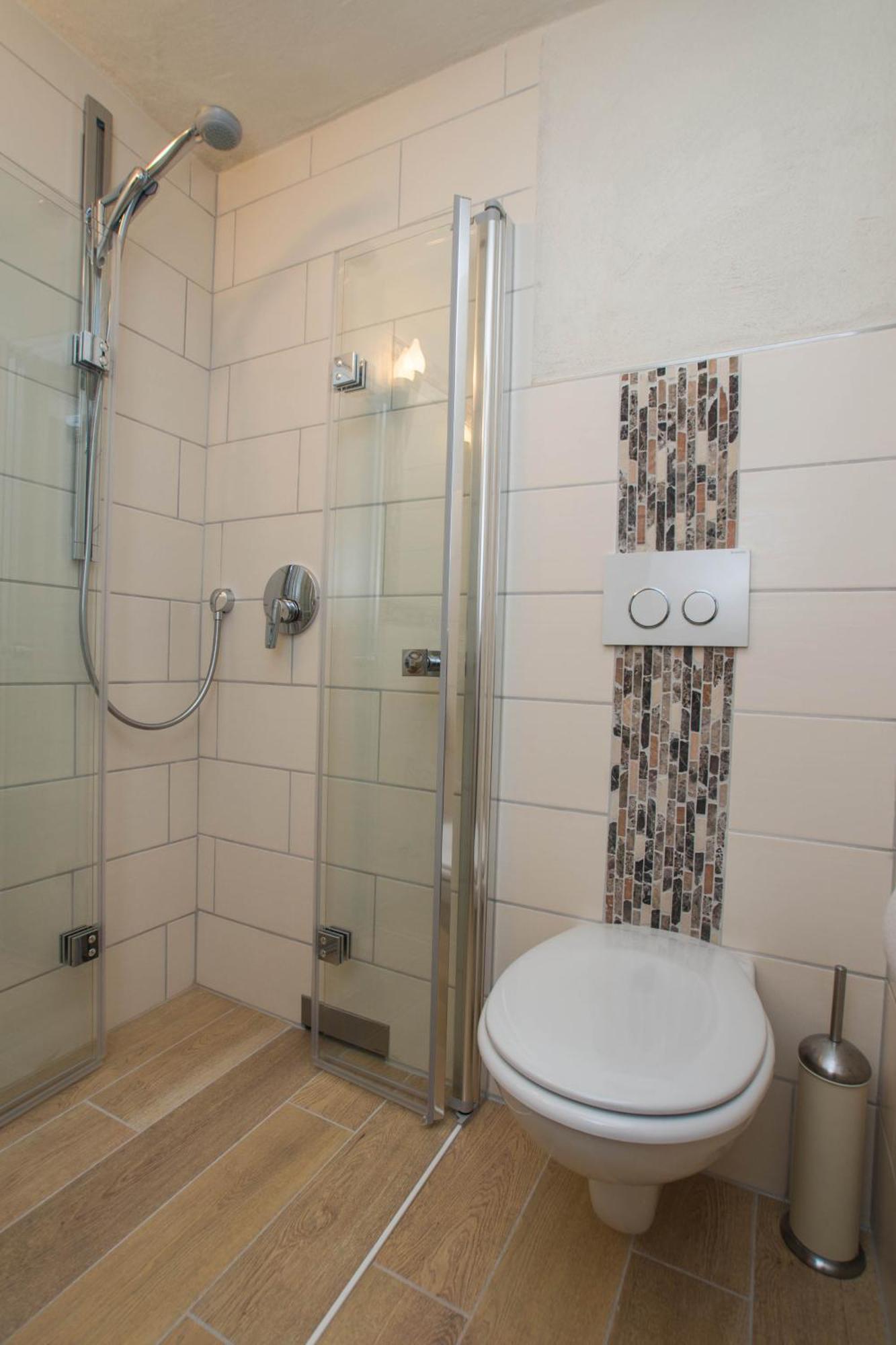 Moselland Hotel Im Enderttal Zum Onkel Willi Cochem Ngoại thất bức ảnh