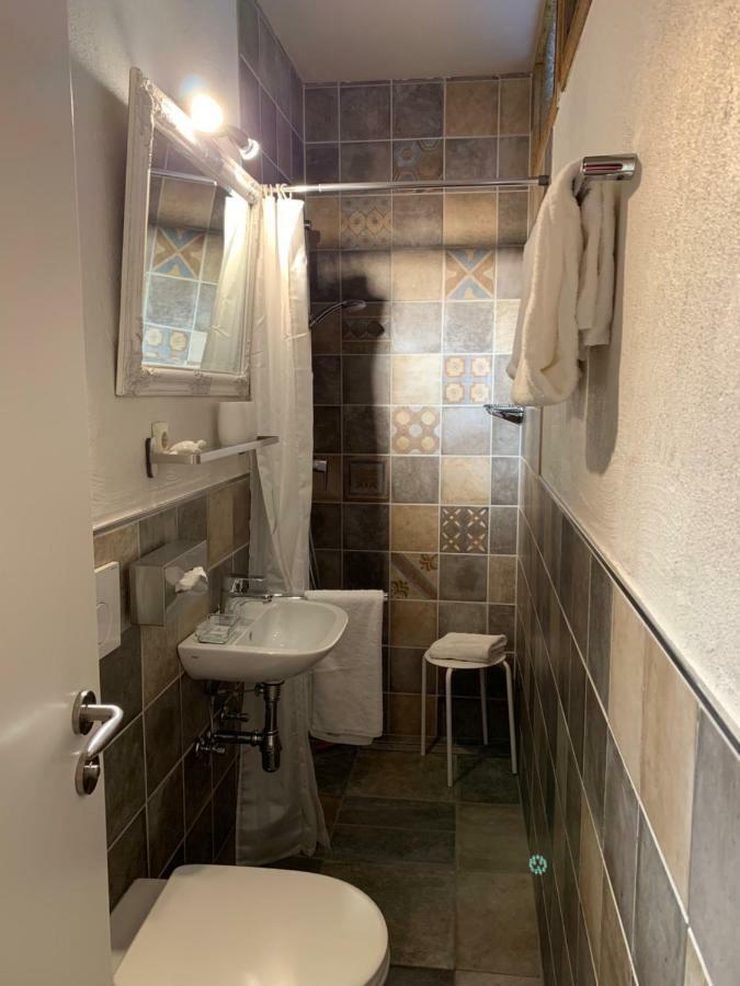 Moselland Hotel Im Enderttal Zum Onkel Willi Cochem Ngoại thất bức ảnh